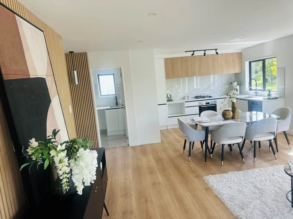 Papatoetoe 3 Slaapkamer Smart New-Build Living in Prime Papatoetoe Pocket