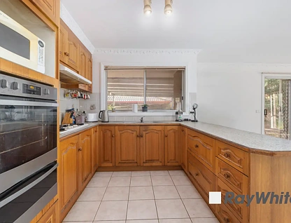 88 Lake View Drive, Narre Warren South, South East Melbourne, 4 rūma, 2 rūma horoi, House