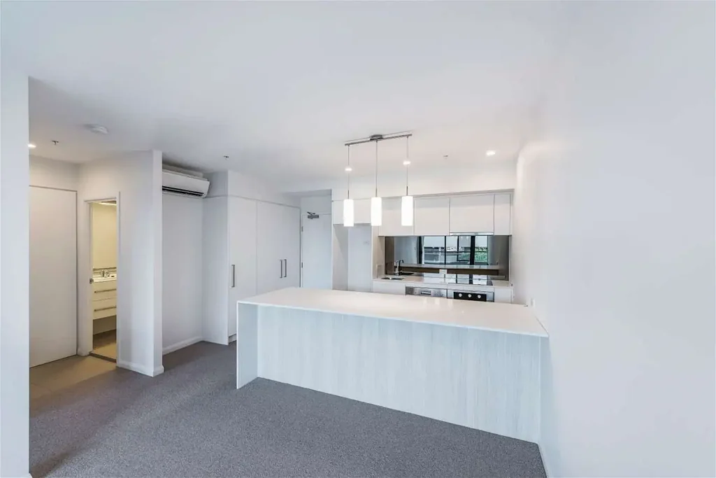 30303/300 Old Cleveland Road, Coorparoo, QLD 4151