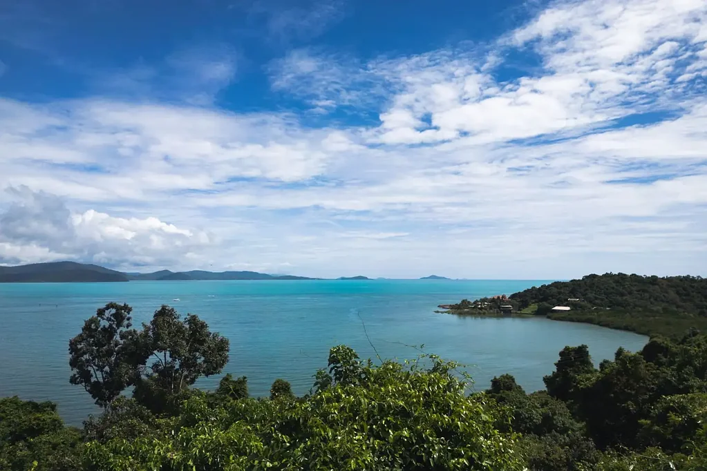 Mandalay Unrivalled Views. Exclusive Location. Endless Potential.