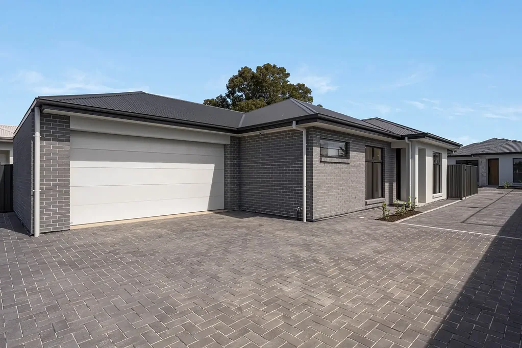 Modern, Low-Maintenance Living!