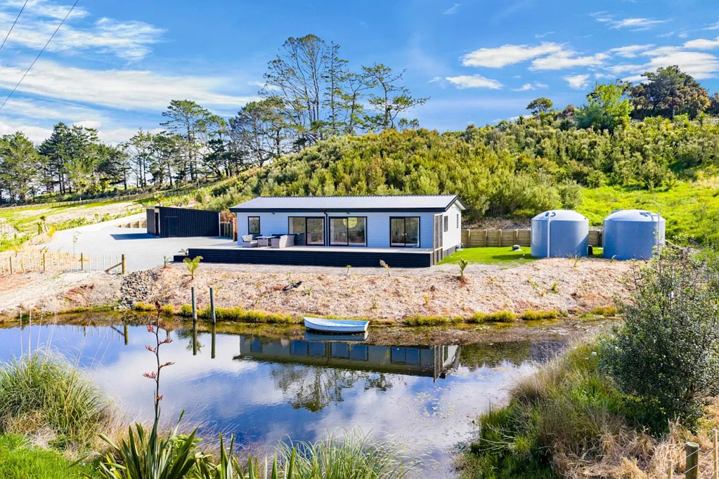 Kaiwaka 4房  Brand Spanking New, 4-Bedroom Home on 5408m²