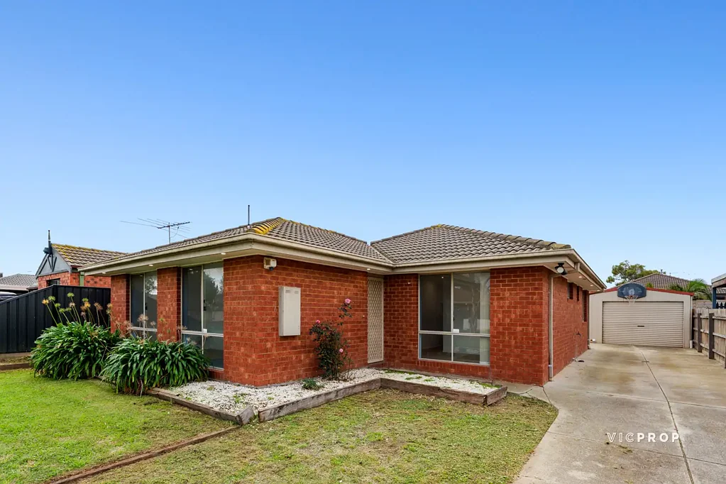 Four Bedrooms, Large Yards & Plenty of Parking