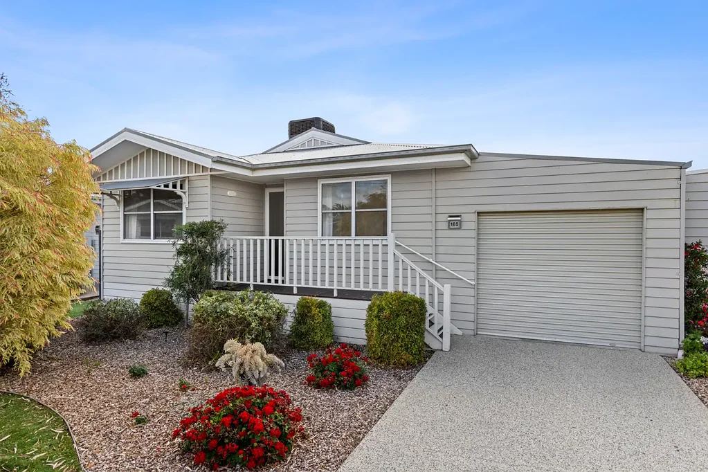 165/40 Watt Street, Lara, VIC 3212