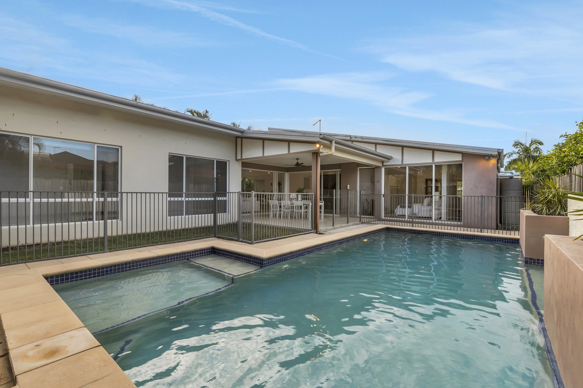 64 BARCOO CR, SINNAMON PARK QLD 4073, 0 غرف, 0 حمامات, House