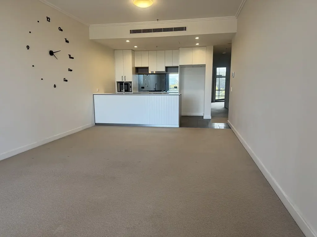 Spacious 2 Bedrooms with Large Study Area plus 2 sides view