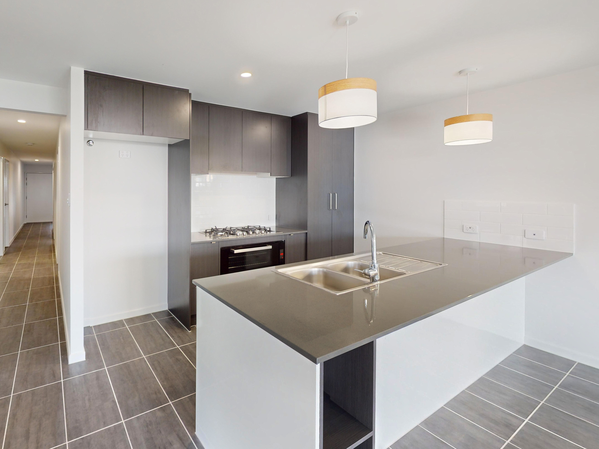 13 THORPE ST, WHITE ROCK QLD 4306, 0 habitaciones, 0 baños, House