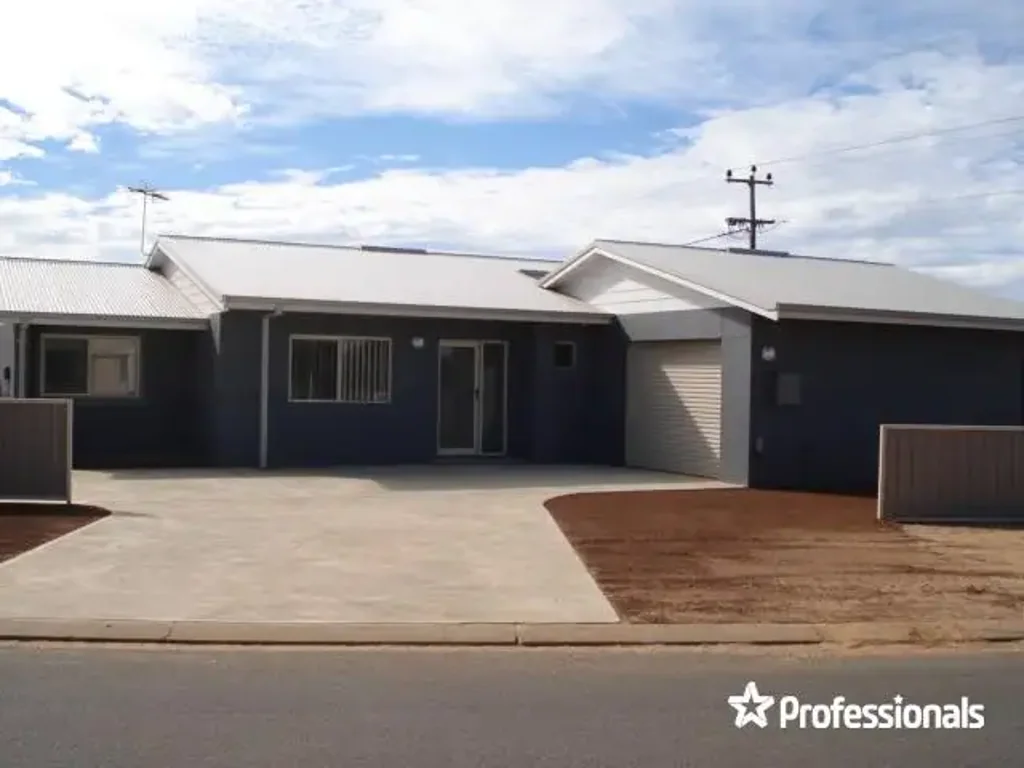 CHARMING WONTHELLA HOME