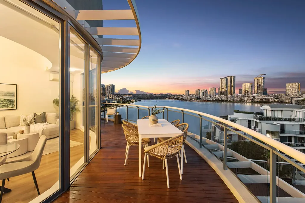 Wentworth Point 2Zimmer Stunning Top-Floor Oasis