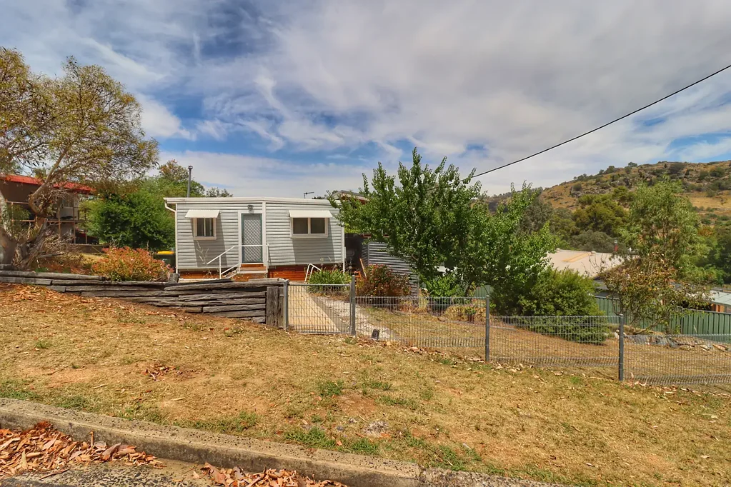 1 Wurabinda Road, Wyangala, NSW 2808