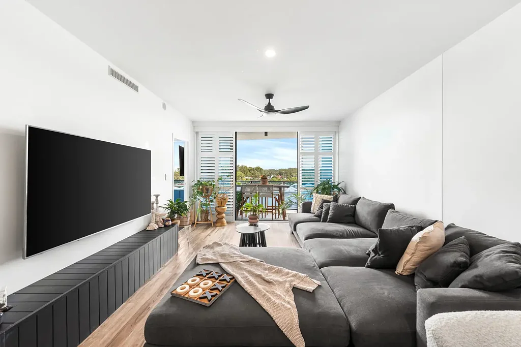 4410/5 Harbour Side Court, Biggera Waters, QLD 4216