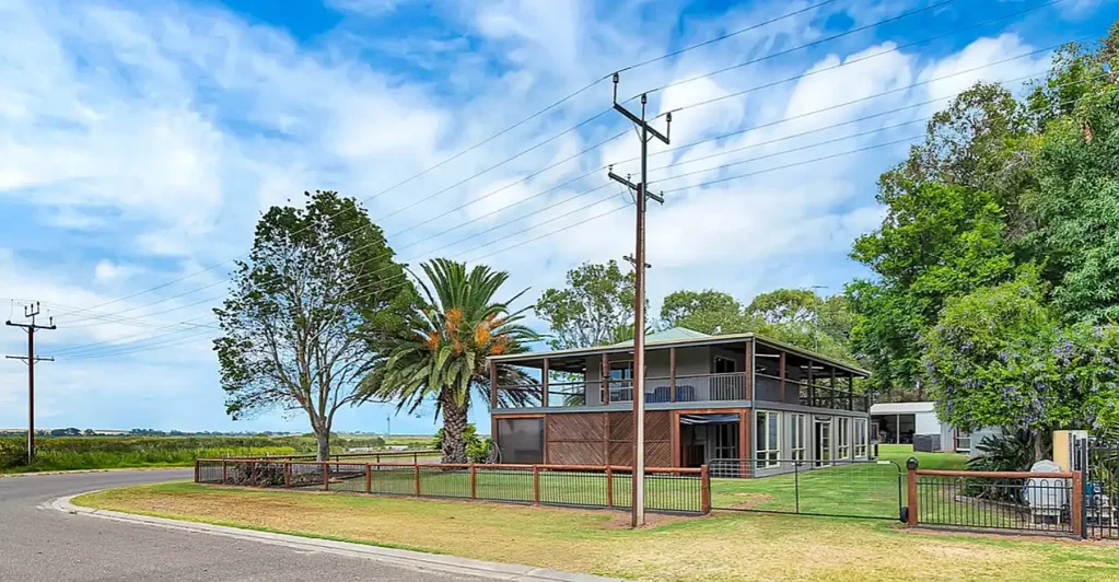 Wellington 5 Bedroom Ultimate Riverside Escape with Dual Living and Lagoon Views