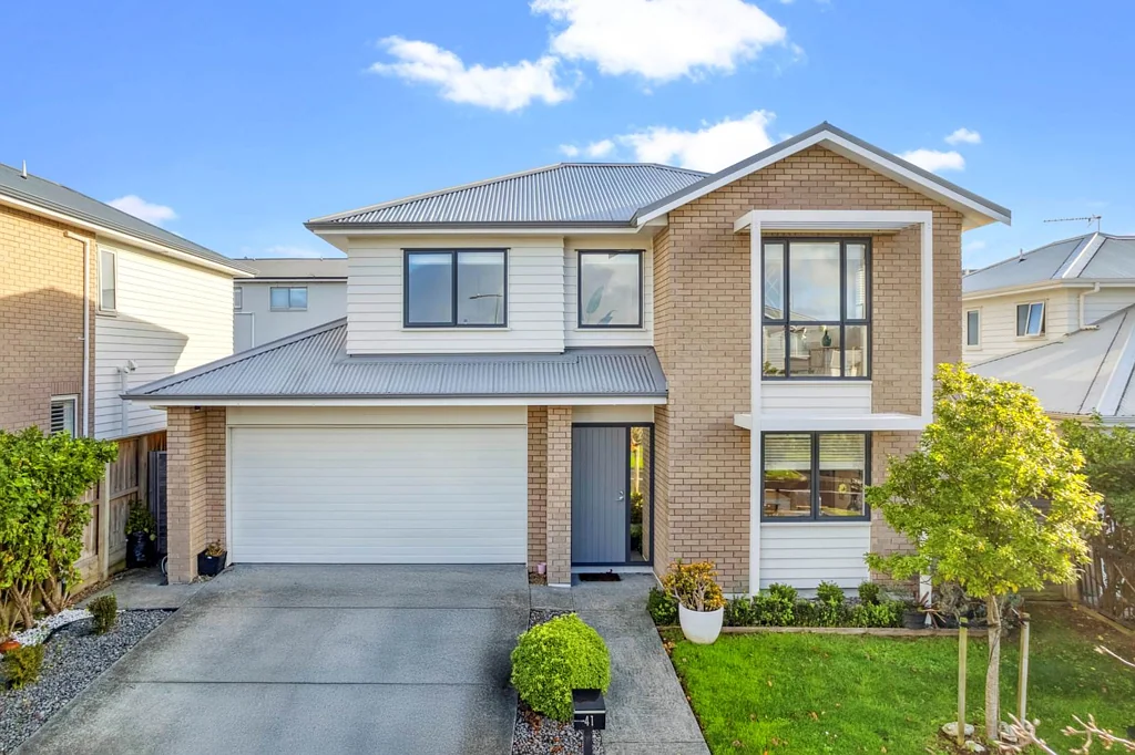 41 William Wallbank Crescent, Swanson, Waitakere City, Auckland