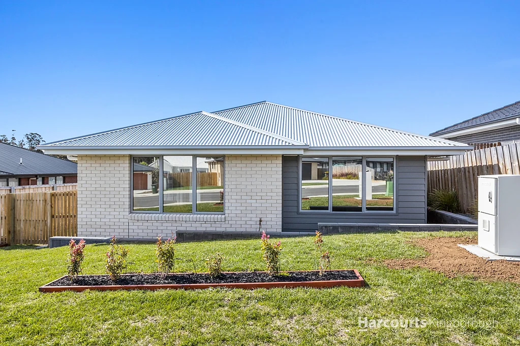 1/63 Hollyhock Drive, Kingston, TAS 7050
