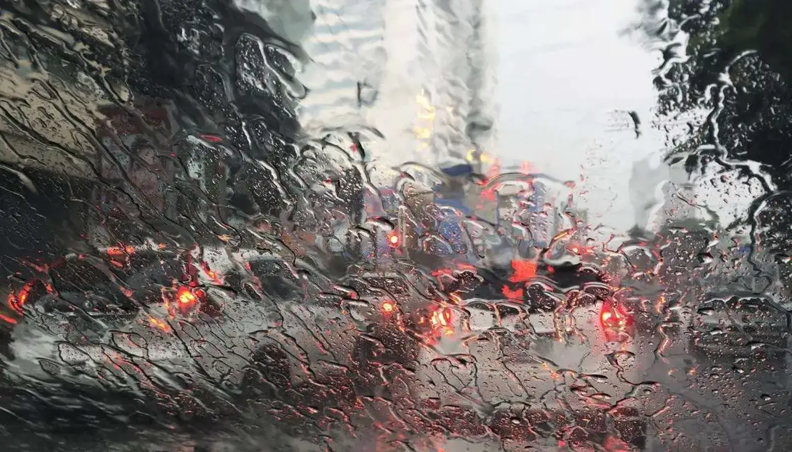暴雨+雷暴+冰雹将袭！奥克兰又将迎来恶劣天气，有关部门最新预警！