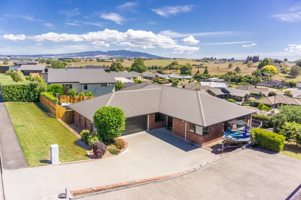 Te Awamutu 4Moenga Pirongia Mountain Plus Rural Vistas