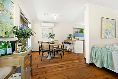 118 Learmonth Road, Wendouree, VIC 3355, 3 Bedrooms, 1 Bathrooms, House