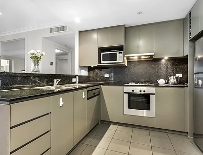 1906/222 Russell Street, Melbourne, Melbourne CBD, 2 कमरे, 1 बाथरूम, Apartment