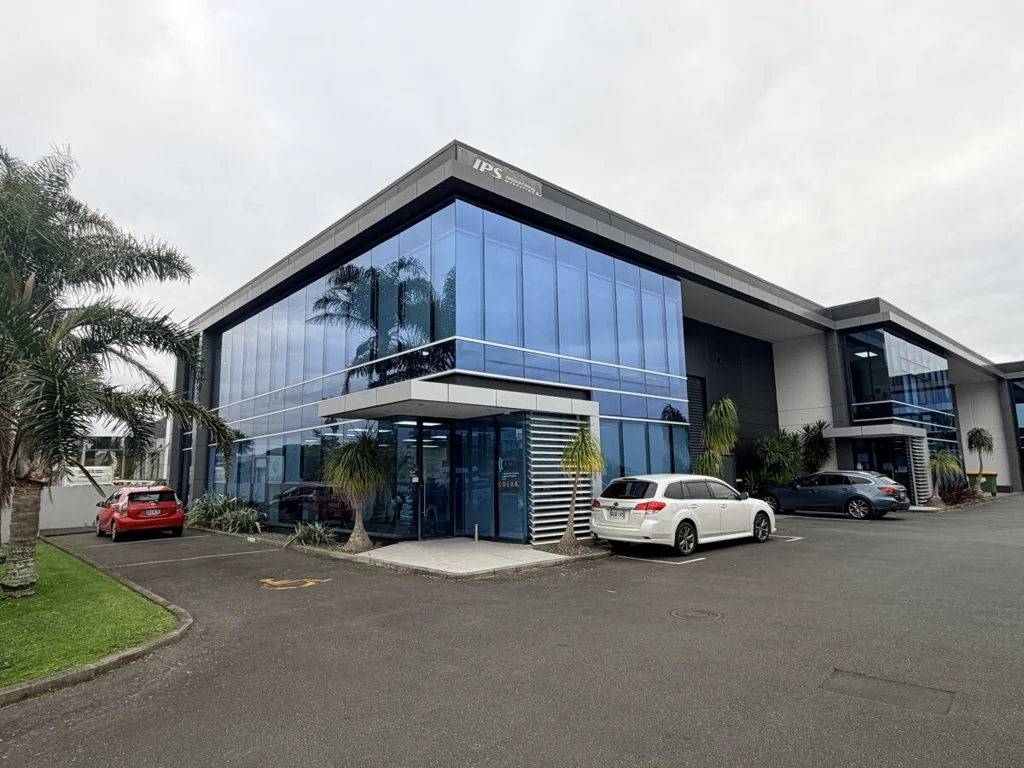 Rosedale First class – Office/warehouse…