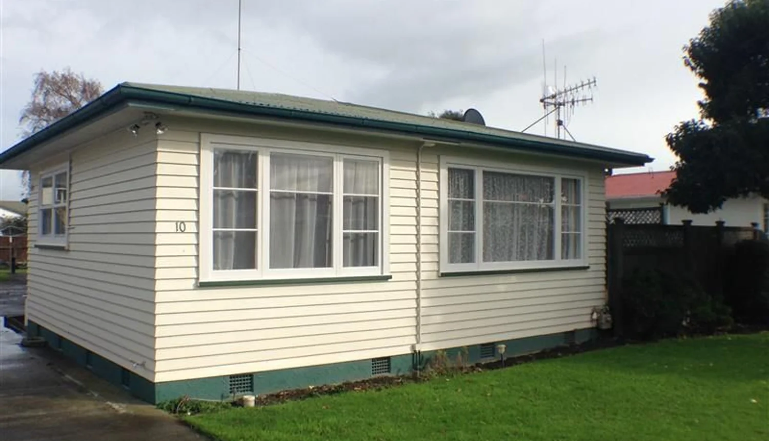 10 Chester Crescent, West End, Palmerston North City, 3 ਕਮਰੇ, 1 ਬਾਥਰੂਮ