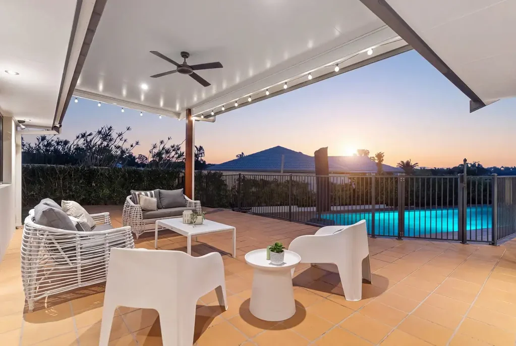 Burleigh Waters 4Kwarto Burleigh's best buy - make your offer today!!
