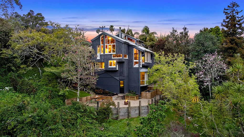 204 Verbena Road, Birkdale, North Shore City, Auckland