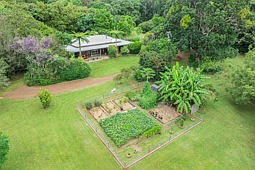 93 Mclean Road, Lake Barrine