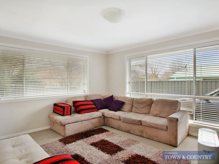 6A DAWSON AV, ARMIDALE NSW 2350, 0 habitaciones, 0 baños, House