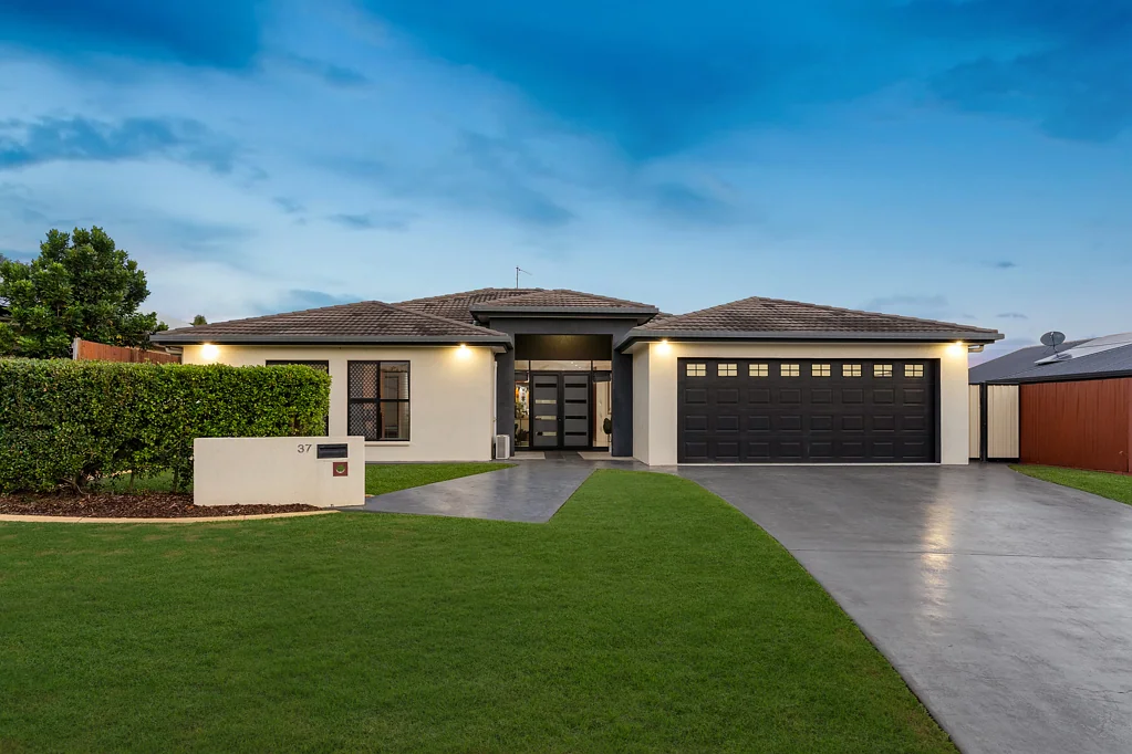 37 Fairfield Avenue, Norman Gardens, QLD 4701