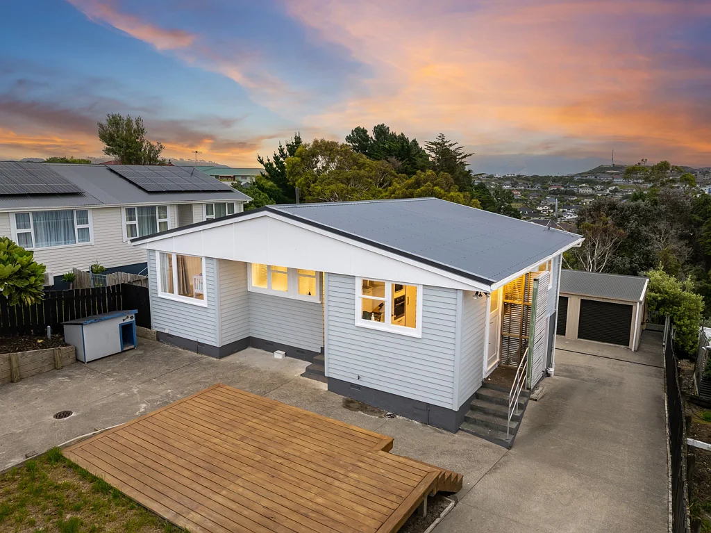 16 Sasanof View, Ascot Park, Porirua, Wellington