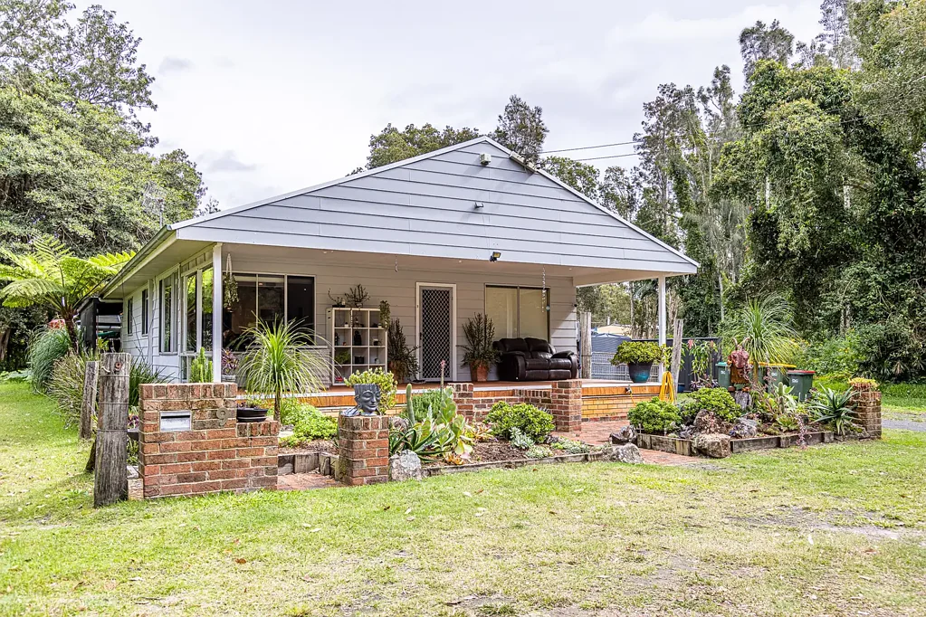 9 Peace Parade, Pindimar, NSW 2324