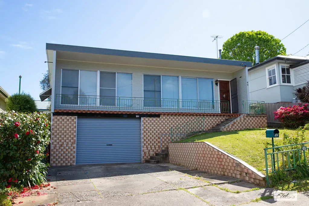 Bega 2房  STYLISH RENOVATION IN A PRIME CENTRAL LOCATION