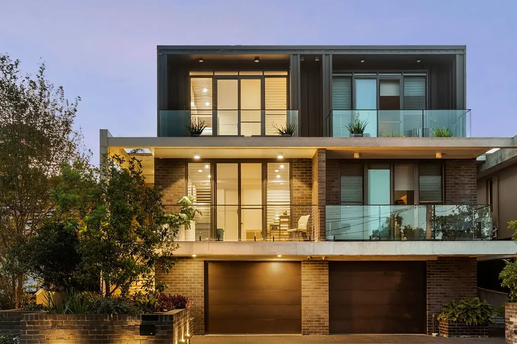 Carss Park 4침실 Exceptional home with poolside living
