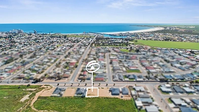 Wallaroo Build Your Dream in Wallaroo