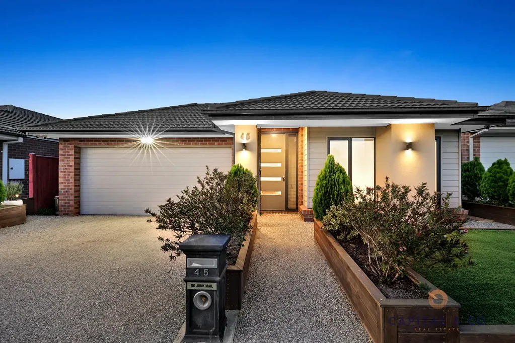 Mickleham 4ห้องนอน A Cozy Retreat to Call Your Own