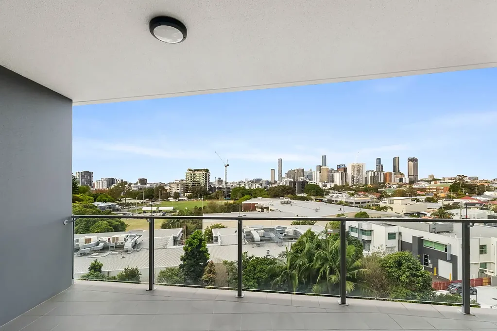 Spacious Inner-City Living in Vibrant West End