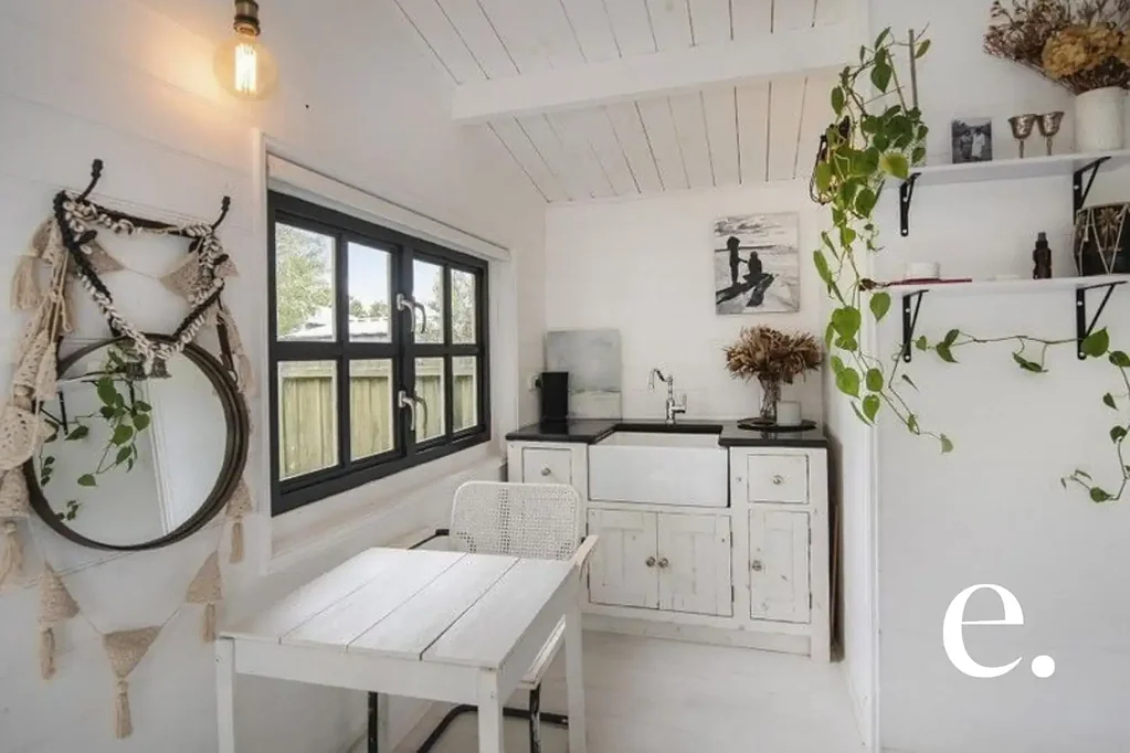 Cute Little Cabin in the heart of Margaret River!