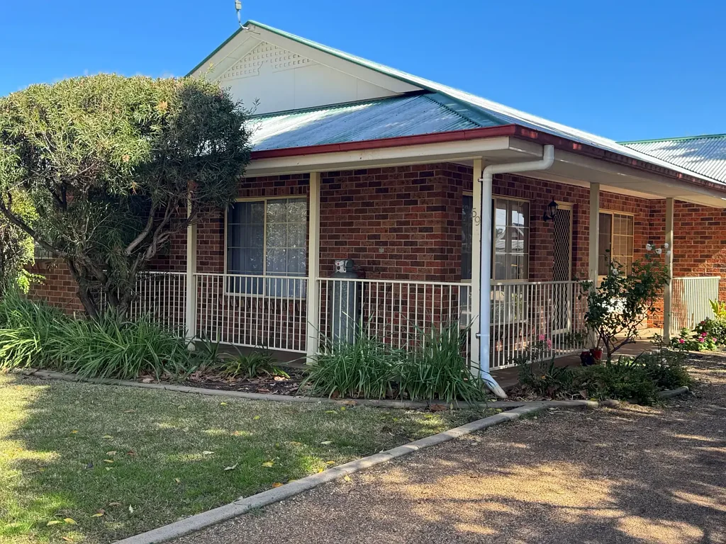 Dubbo 2 Bedroom Walk to Town