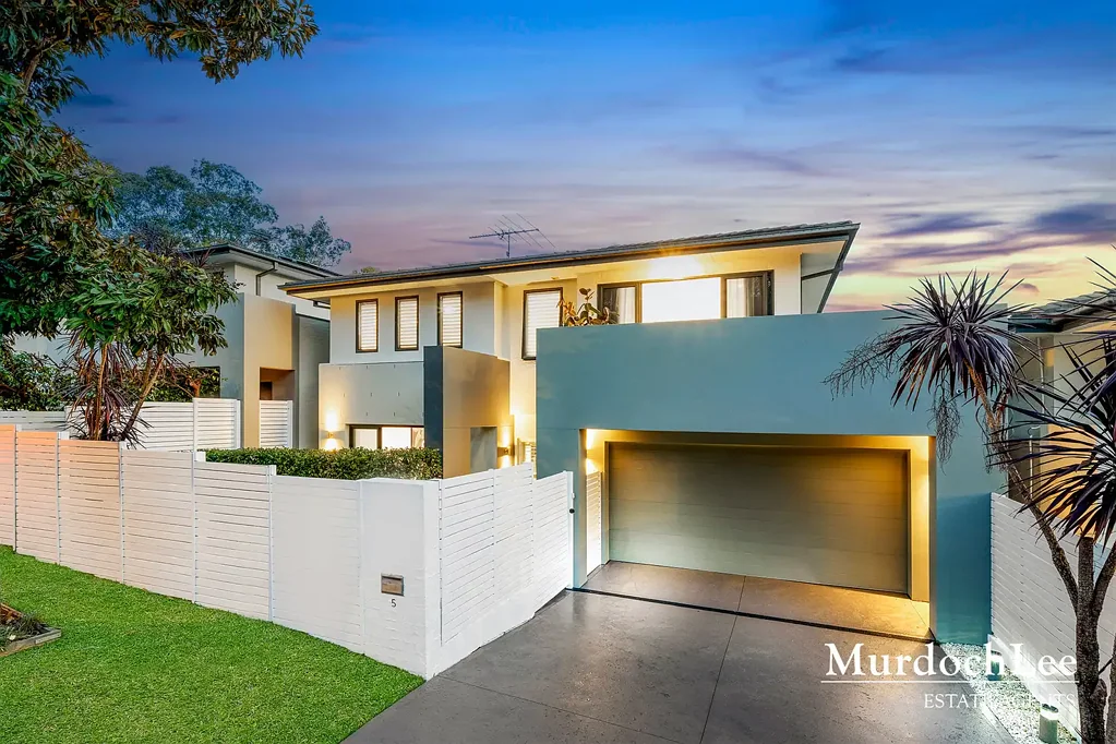 Castle Hill 3 Bedroom Contemporary Family Home | Walk to Excelsior Public School and Bus