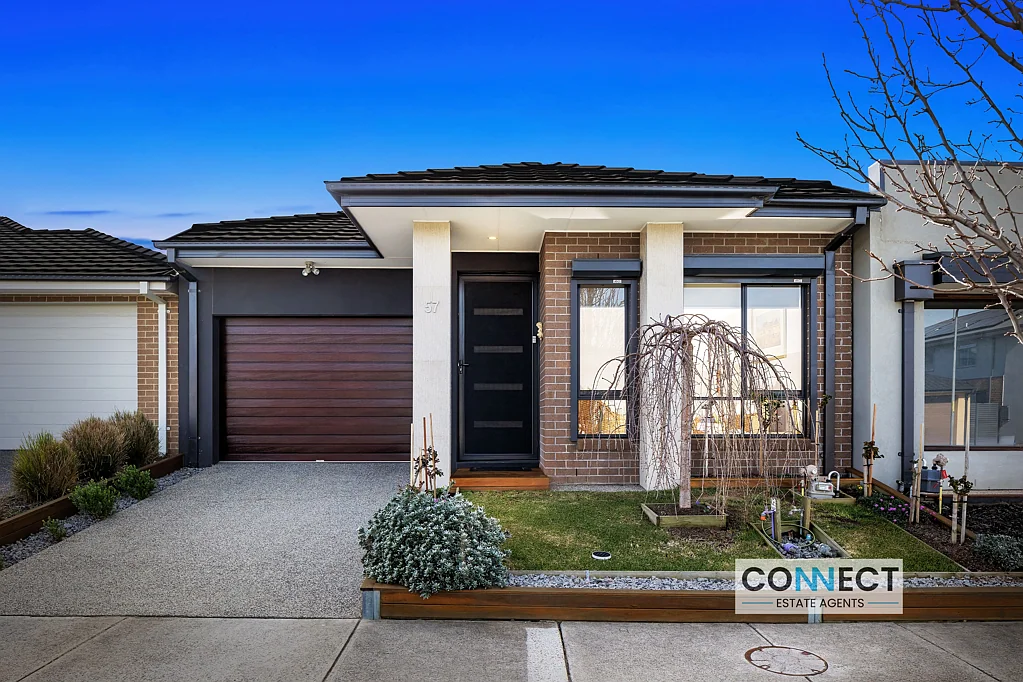 57 Athletic Circuit, Clyde, VIC 3978