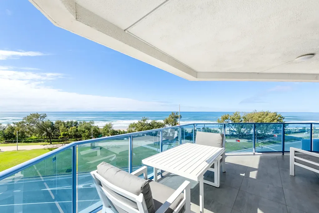 Whole Floor Luxury & Coastal Sophistication in Boutique building Mustique