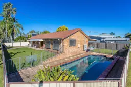 2 Reedy Street, Redcliffe