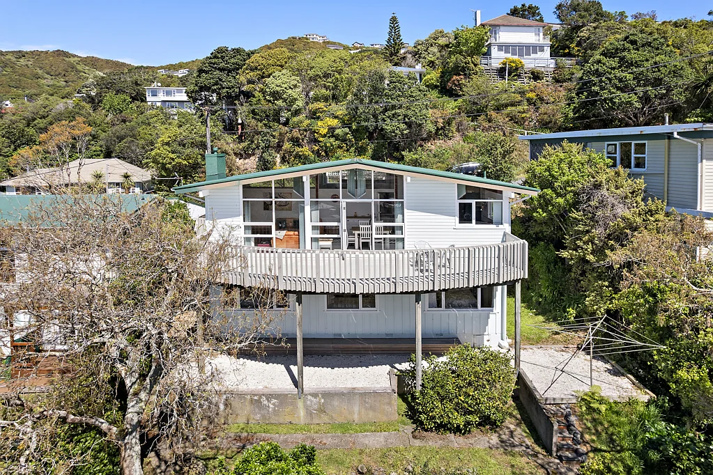 20 Collier Avenue, Karori, Wellington