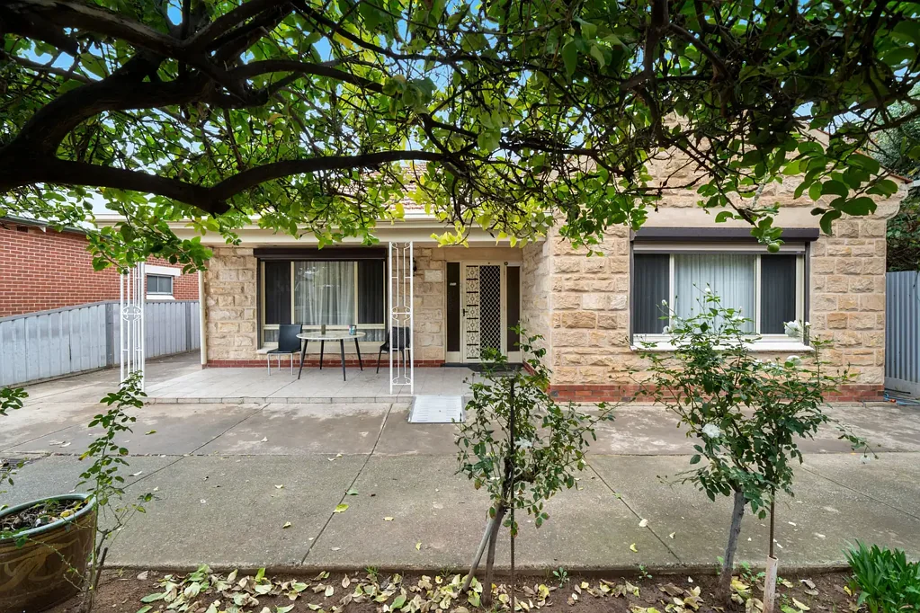 Woodville South 4房  Character Home + A Granny Flat - Scope To Upscale!