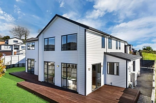 7 Lagonda Rise, Oteha, North Shore City