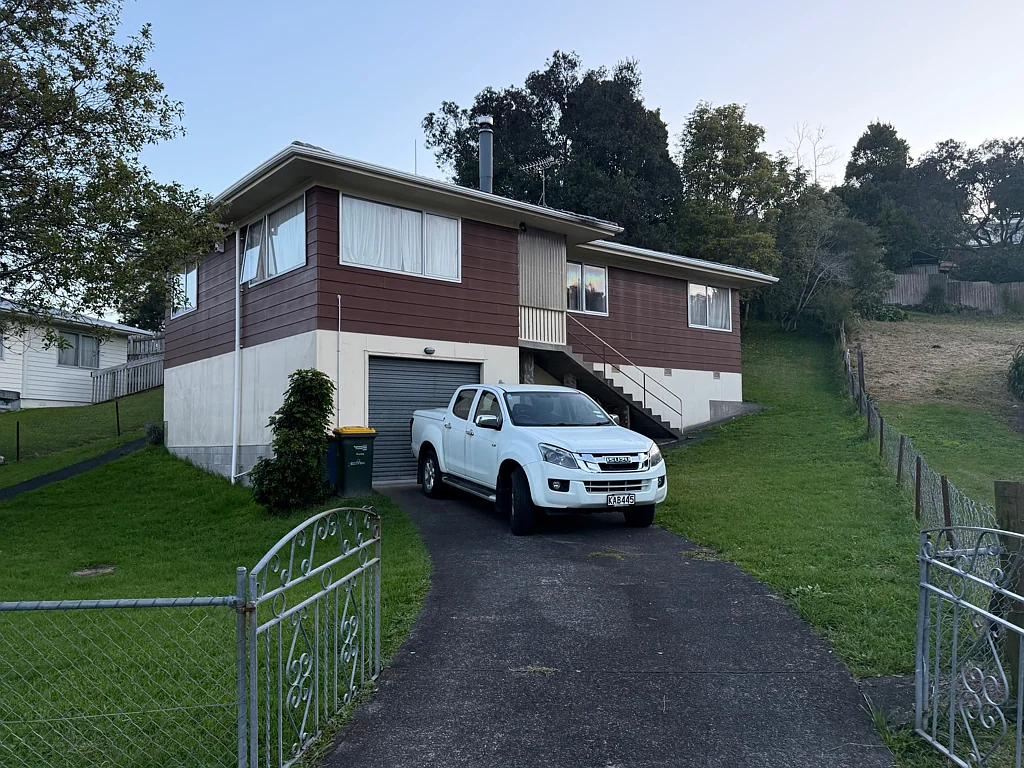25 Glenfinn Place, Massey, Waitakere City, Auckland