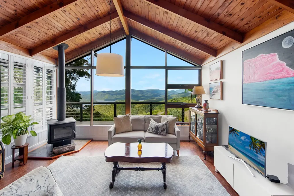 40 Loop Road, Lower Beechmont, QLD 4211