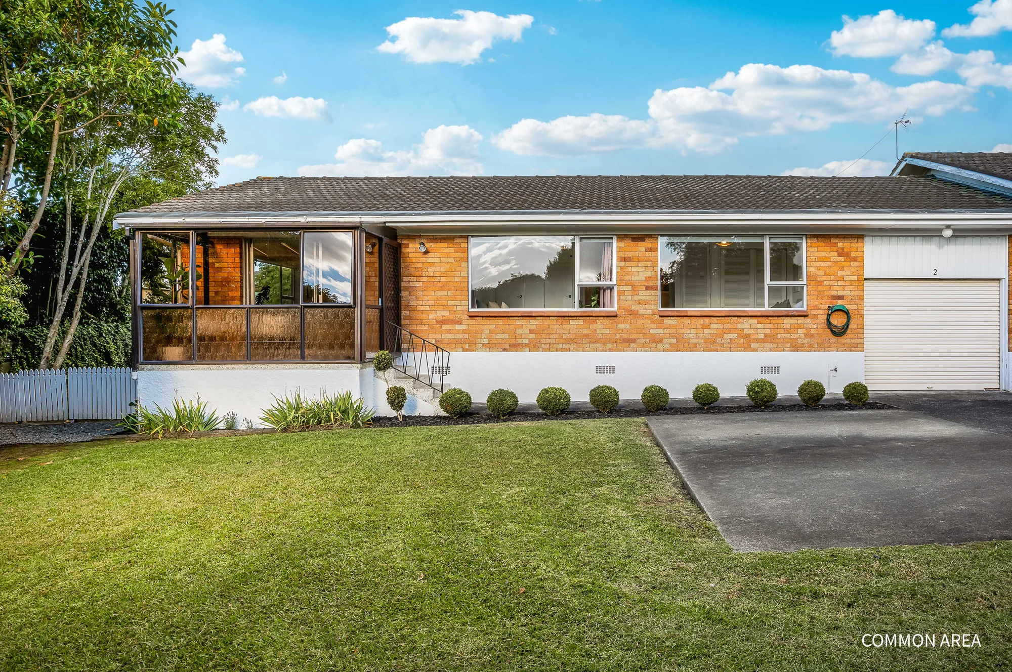 2/14 Rowan Terrace, Te Atatu South, Waitakere City, Auckland