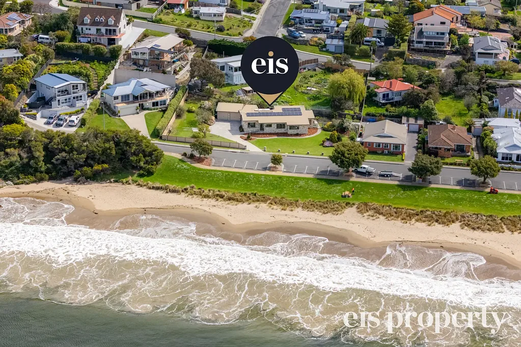 42 Ocean Esplanade, Blackmans Bay, TAS 7052