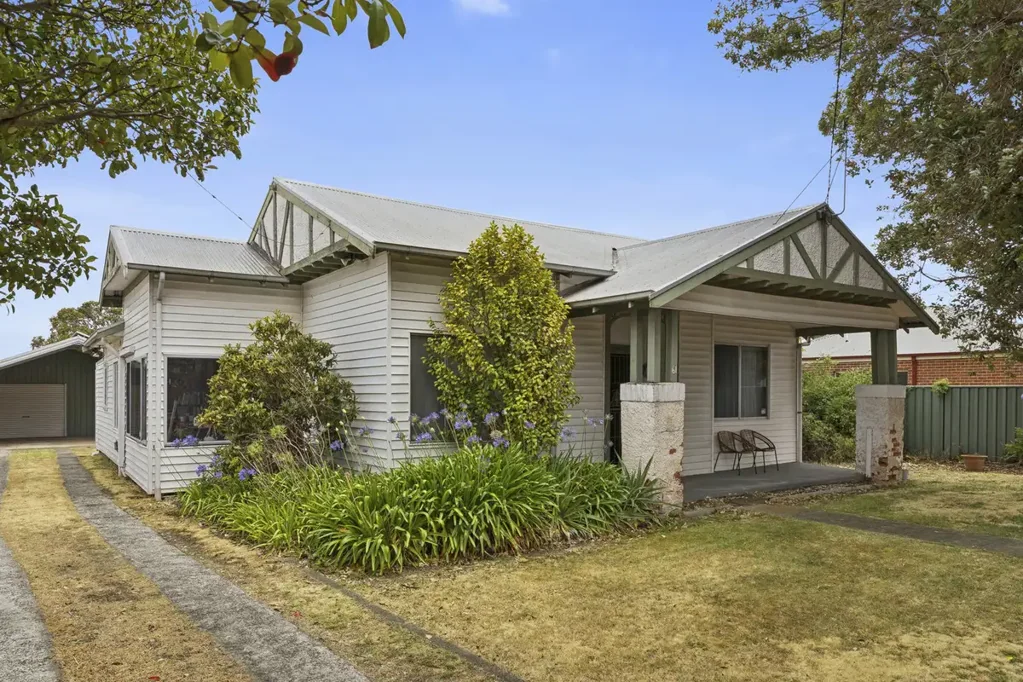 61 Campbell Street, Colac, VIC 3250